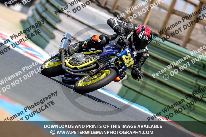 enduro digital images;event digital images;eventdigitalimages;mallory park;mallory park photographs;mallory park trackday;mallory park trackday photographs;no limits trackdays;peter wileman photography;racing digital images;trackday digital images;trackday photos